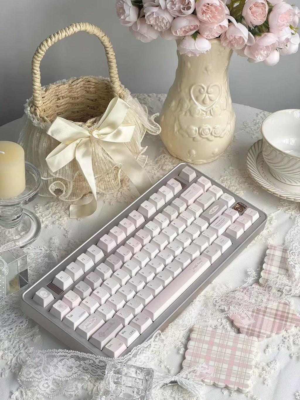 Porcelain Palais Keycap Set